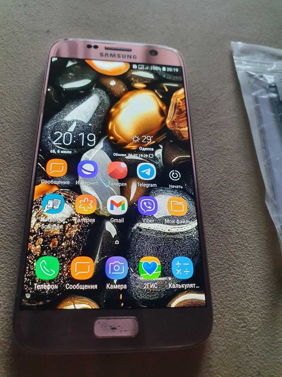 Продам телефон SAMSUNG SM-G930FD Galaxy S7 DUOS 32Gb + новая АКБ!
