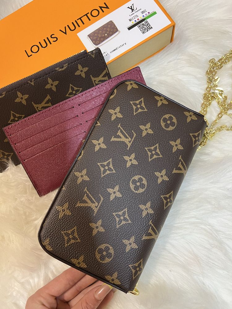 Клатч Louis Vuitton