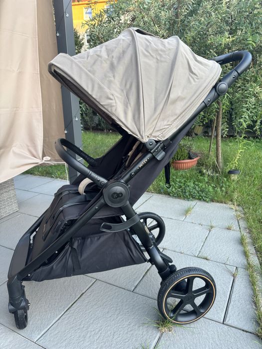 Kinderkraft Mitzy lekki wózek spacerowy
