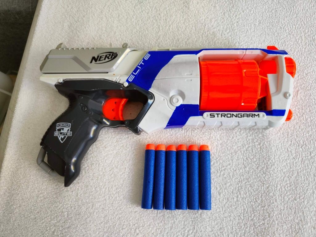 Pistolet Nerf na strzałki