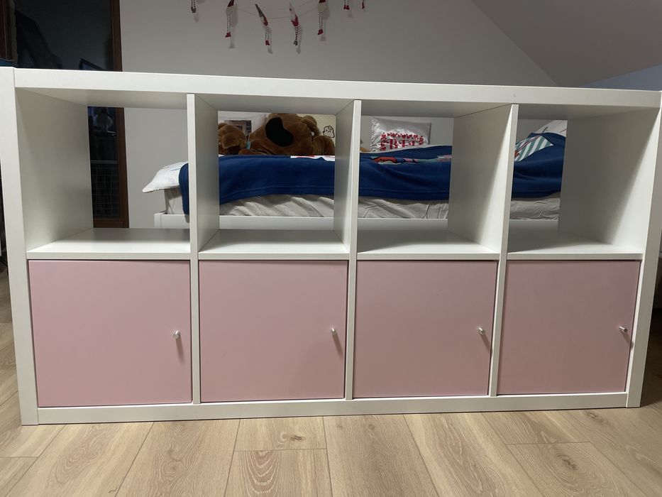 Regal ikea kallax z drzwiczkami