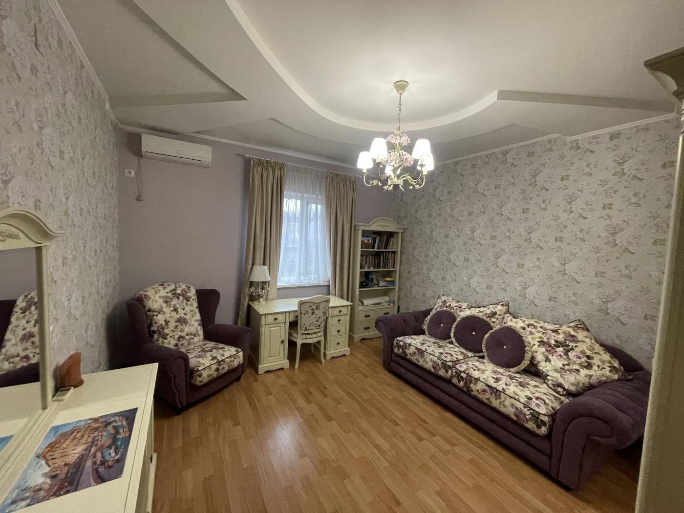 Продаж будинку вул. Нижня