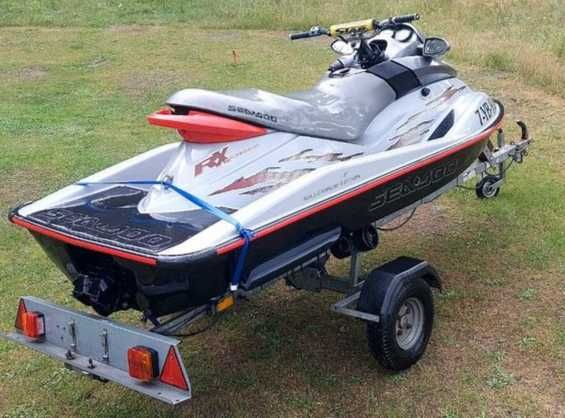 Skuter wodny kadłub Seadoo RX 951 Millenium Edition przyczepka