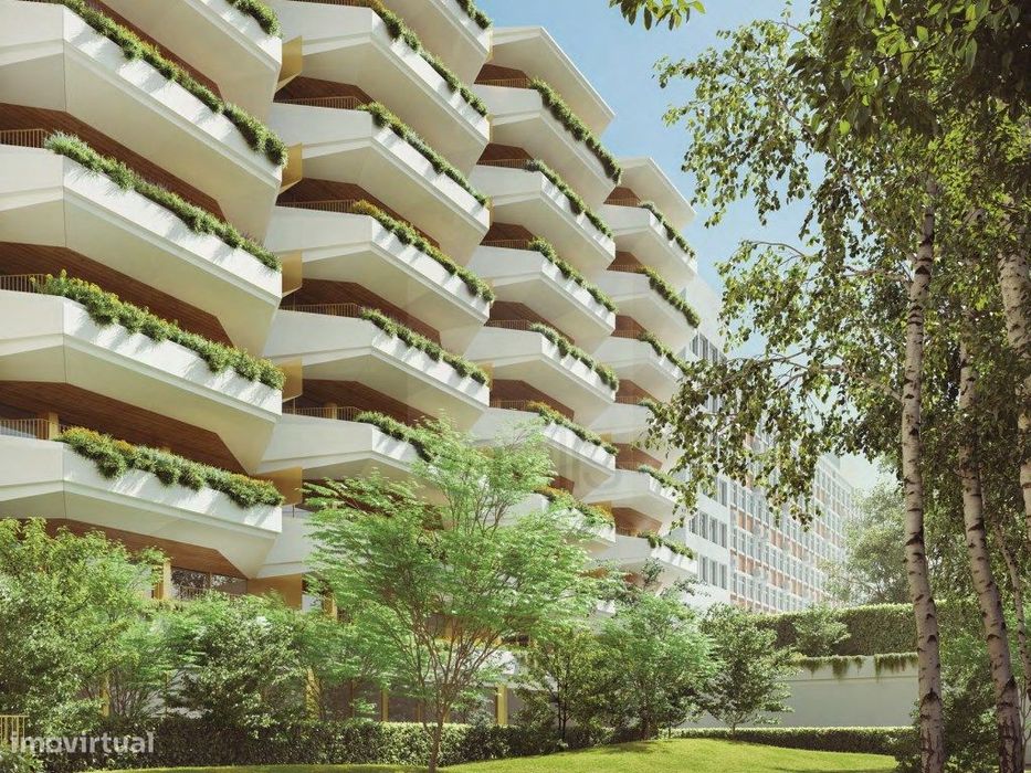 Apartamento T3 duplex com terraço, na Boavista