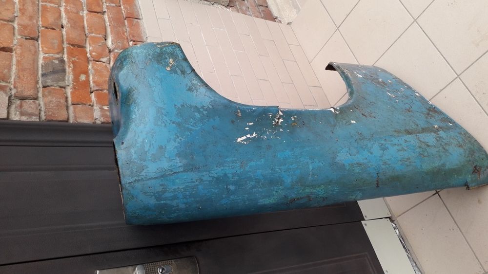 Крыло правое на Москвич 402.самоделка тех времен