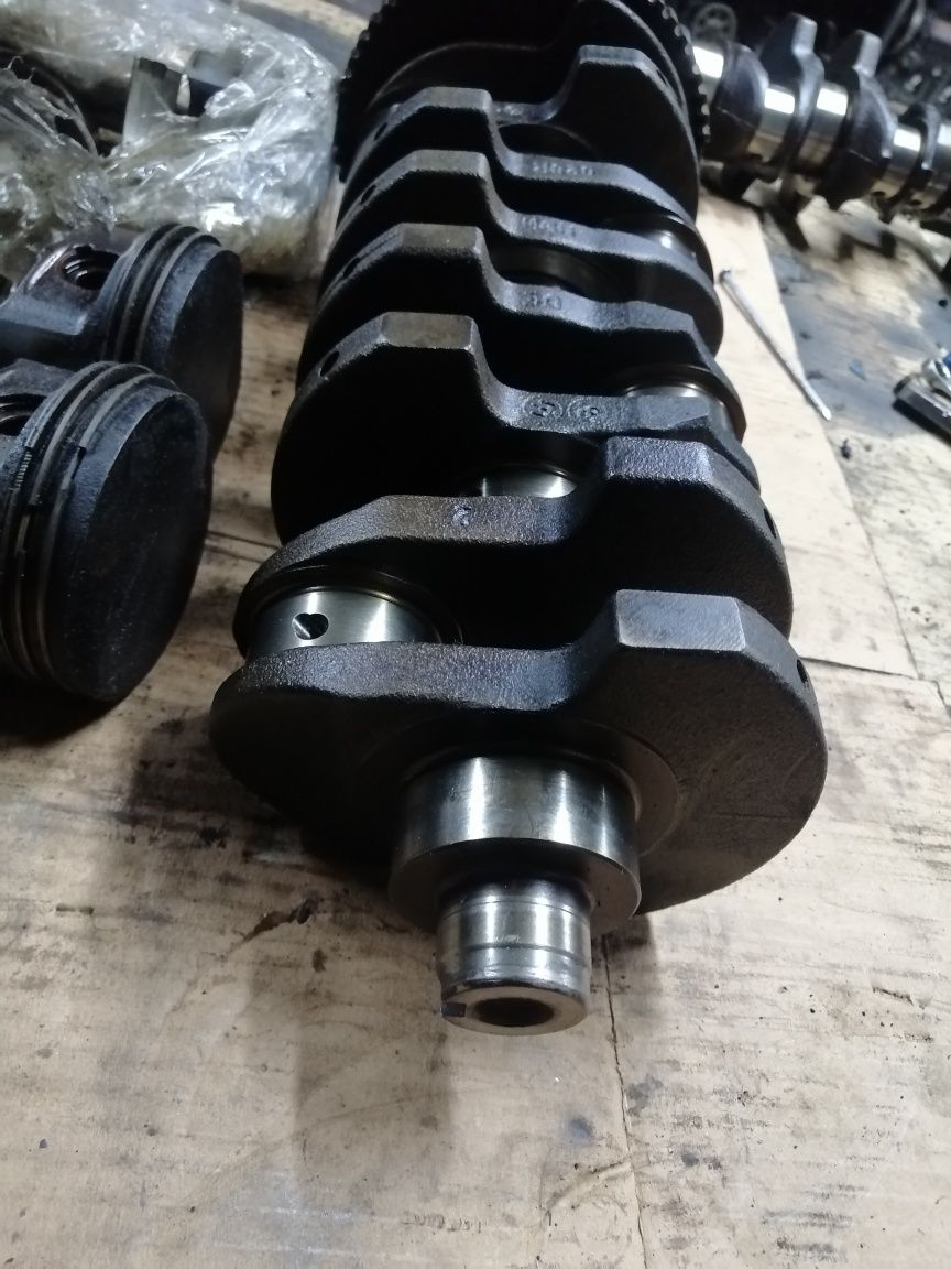 Коленвал шатуни поршня 1.8 20V 026R Audi a4 VW Passat Skoda Octavia