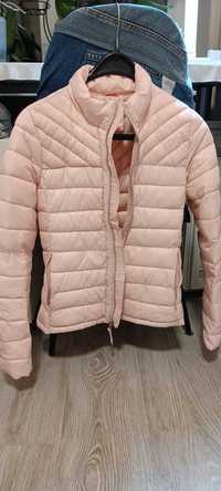 Продам нову італійську весняну куртку в розмірі xs