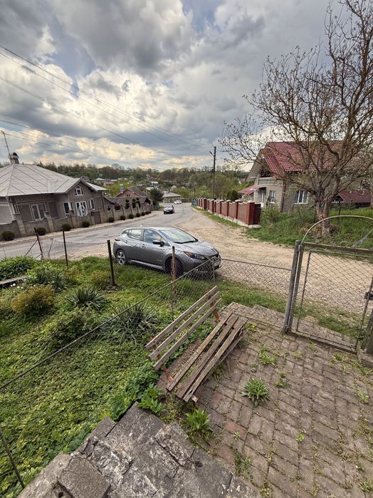 Продаж будинку + земельна ділянка в м. Снятині