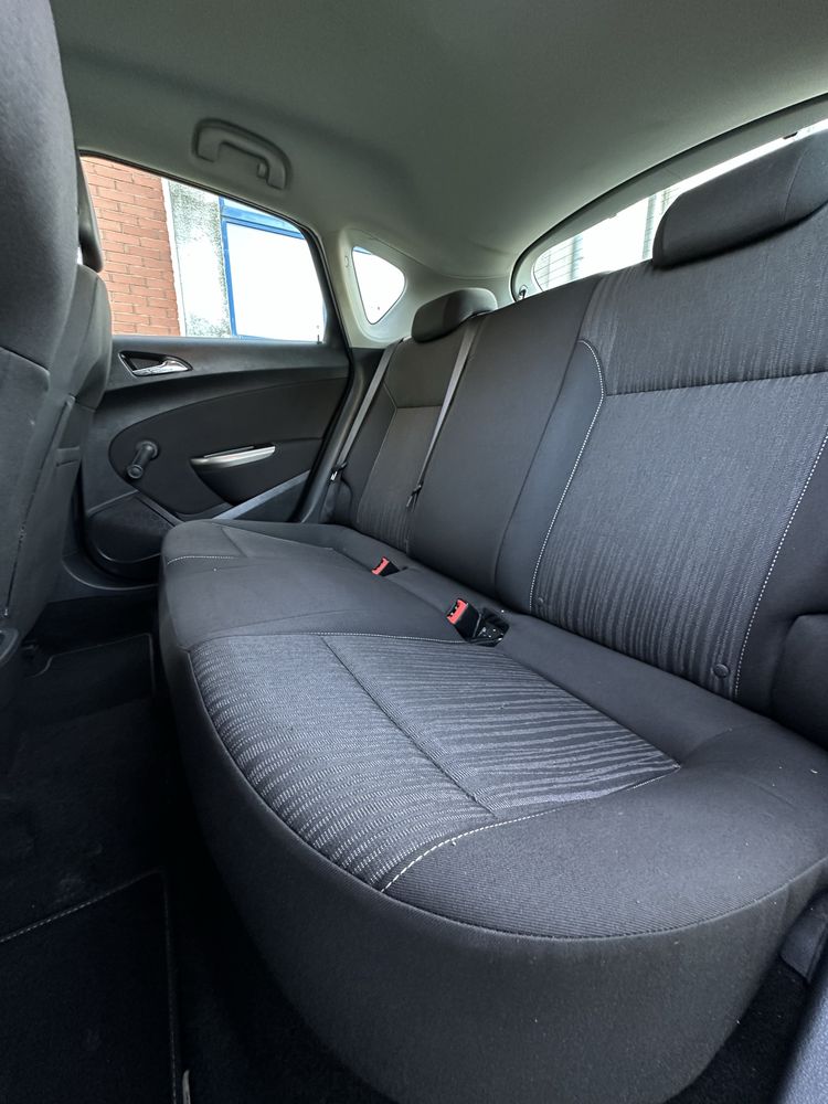 Opel Astra J 1.3 Diesel 2012r Nowe sprzęgło Lakier Seashell