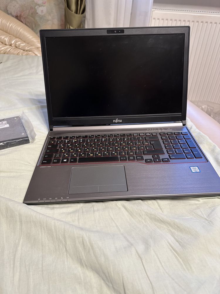 Ноут fujitsu lifebook e756