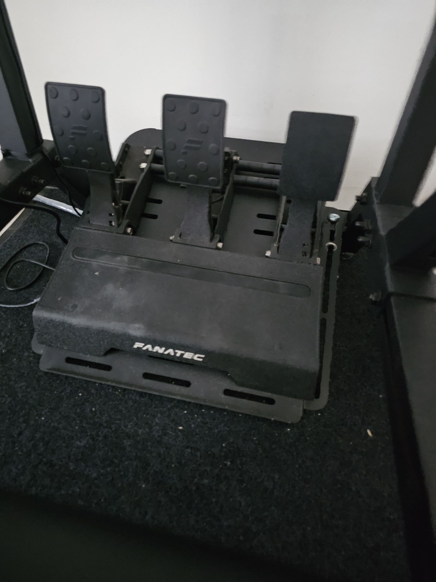 Vendo Set IRacing Moza/Fanatec