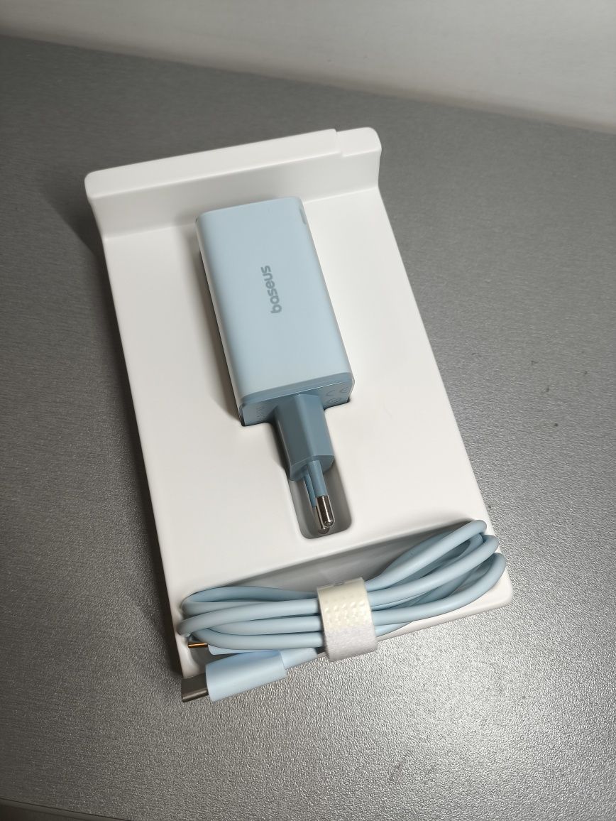 Комплект зарядное устройство GaN Essager 20w+ кабель TypeC 7A