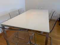 Mesa em vidro IKEA com 180x85cm