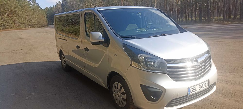Opel Vivaro long 9 osobowy