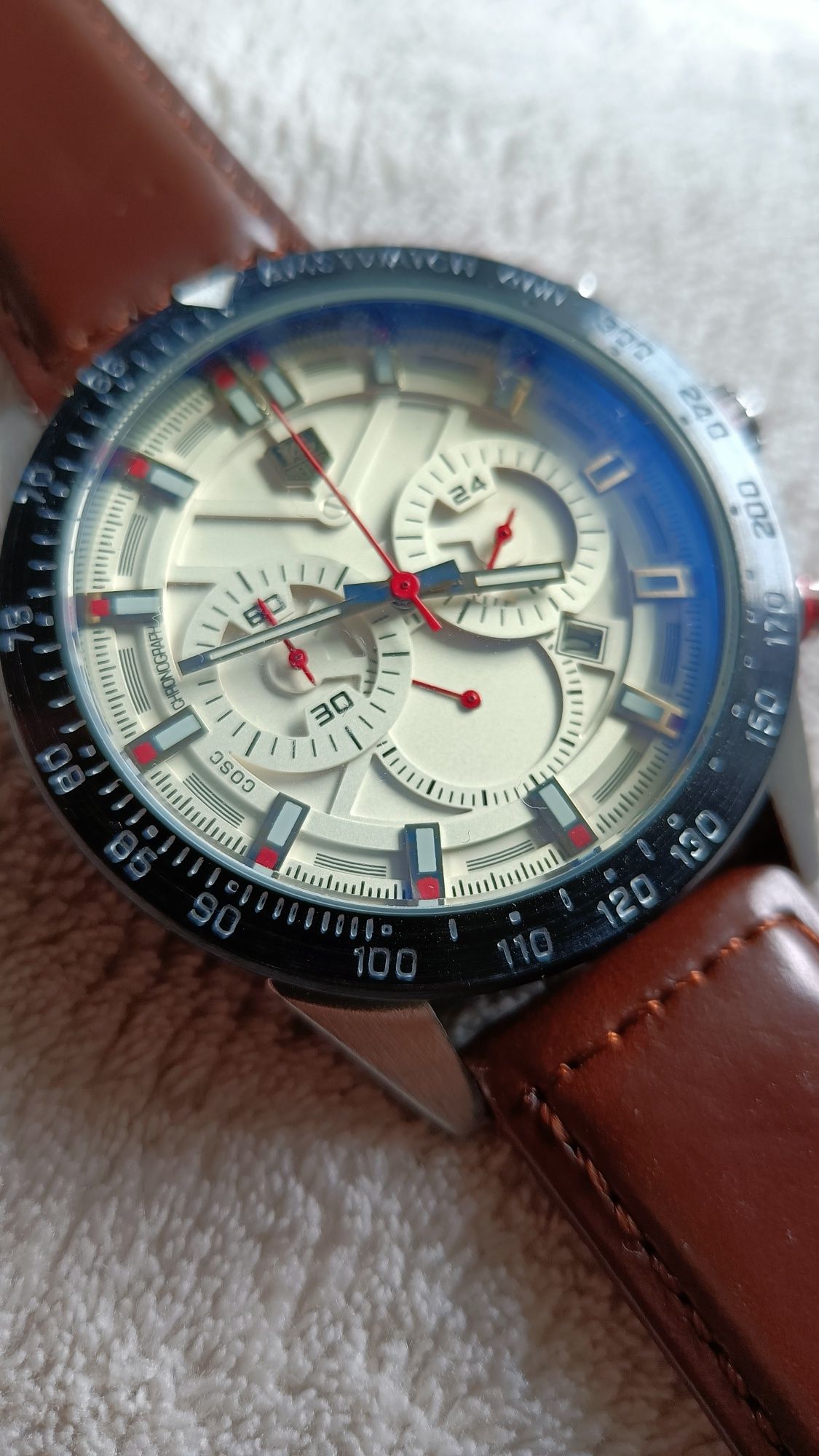 Tag duży fajny zegarek chronograf