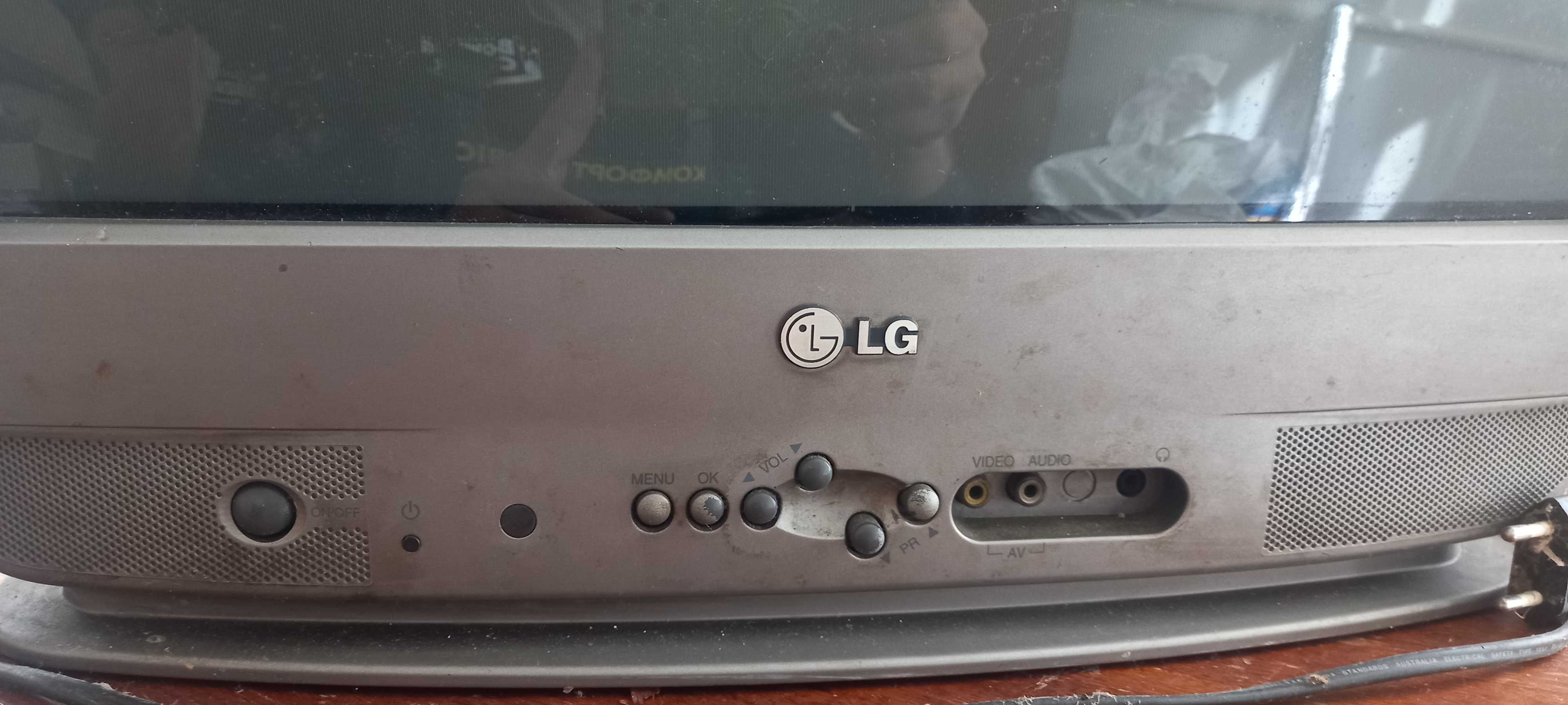 Телевізор  LG Ce21F60KX