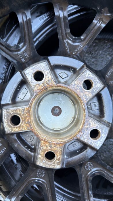 5/120/17 BMW , ET 15