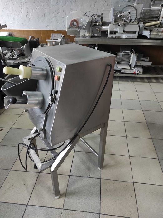 Овочерізка. Kronen. Машина для різання овочів.