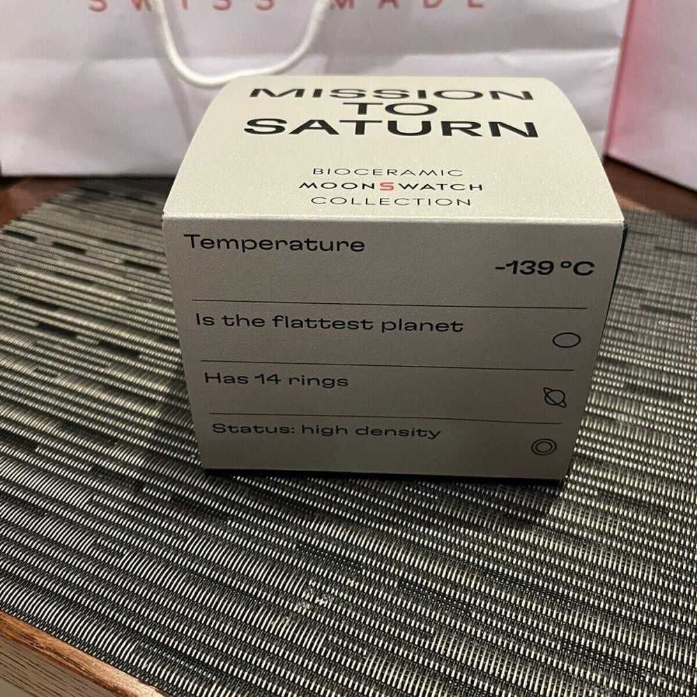 SO33T100 Biocéramique Saturn – Omega x Swatch