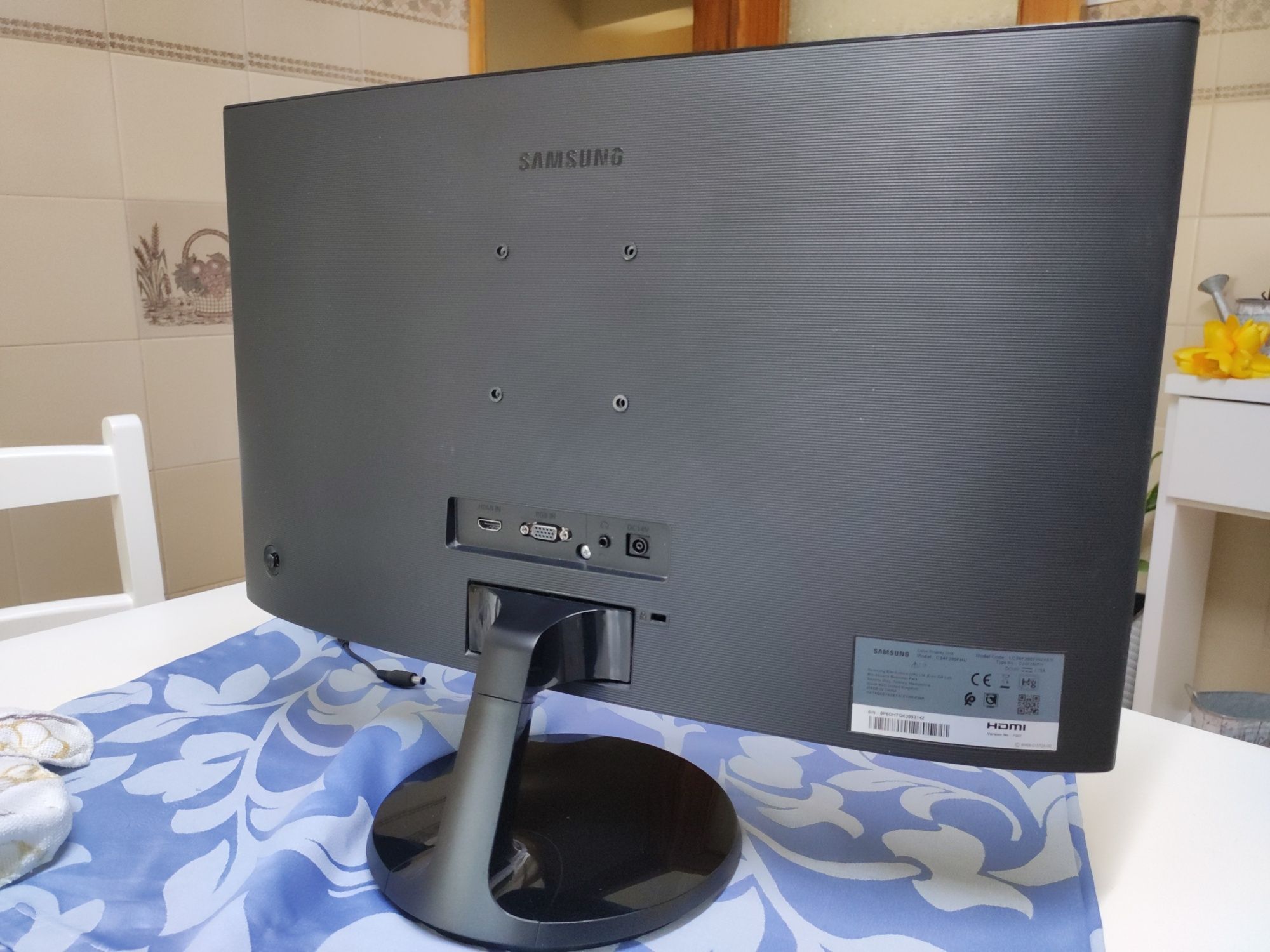 Monitor Samsung 24 FHD cf390