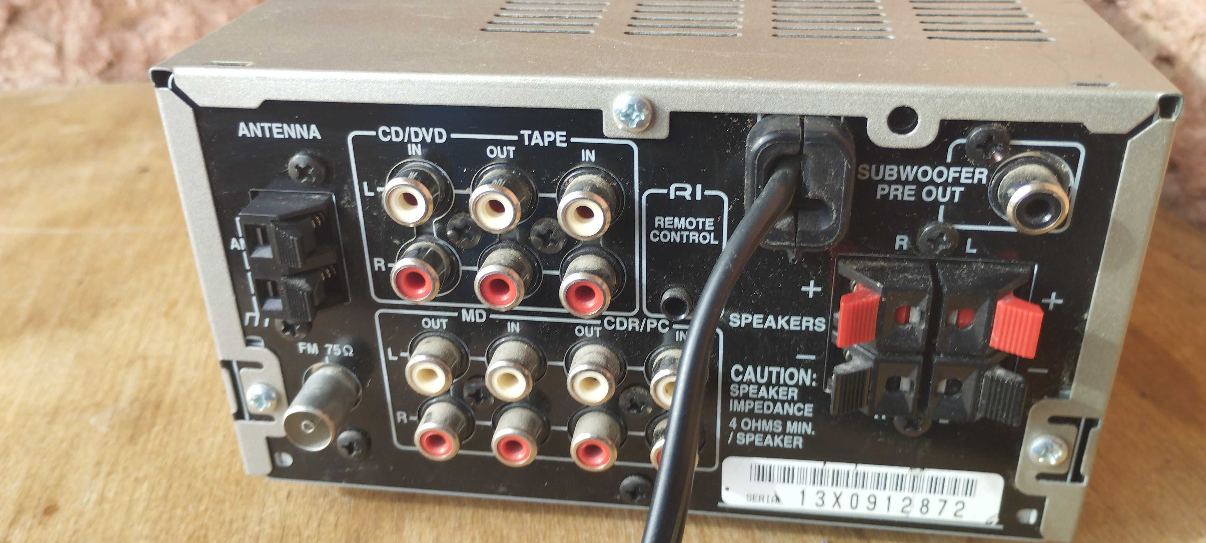 Міні ситема Onkyo R-801A  підсилювач плеєр
