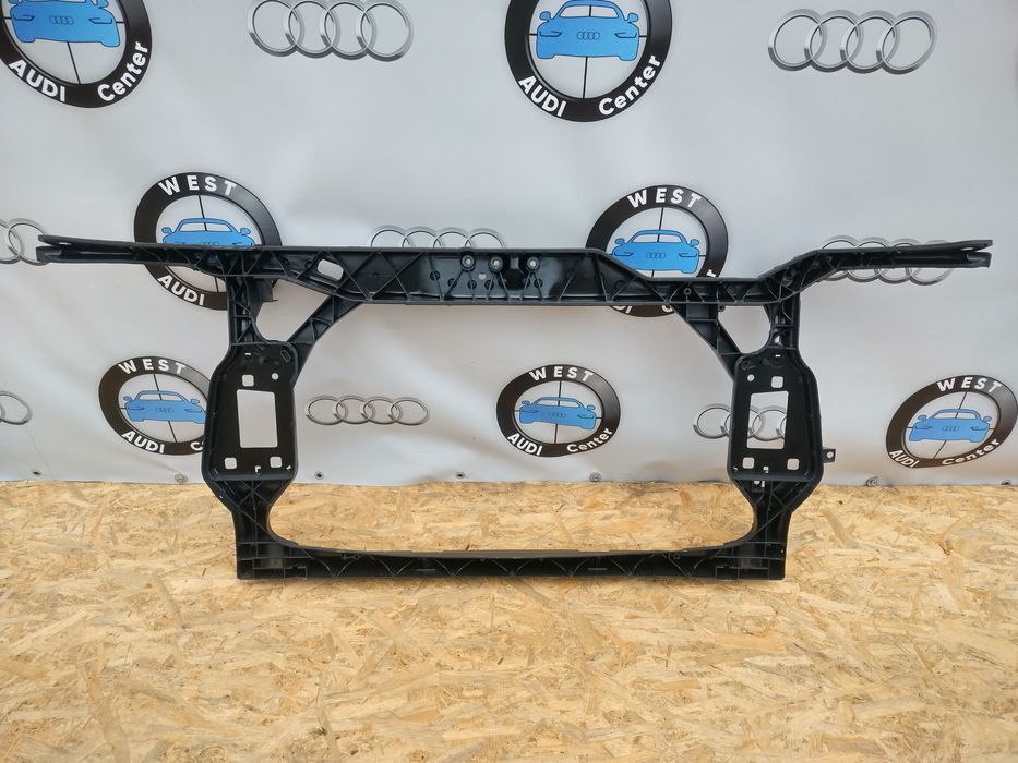 Телевізор Audi A4 B8 установочна панель Ауді а4 б8