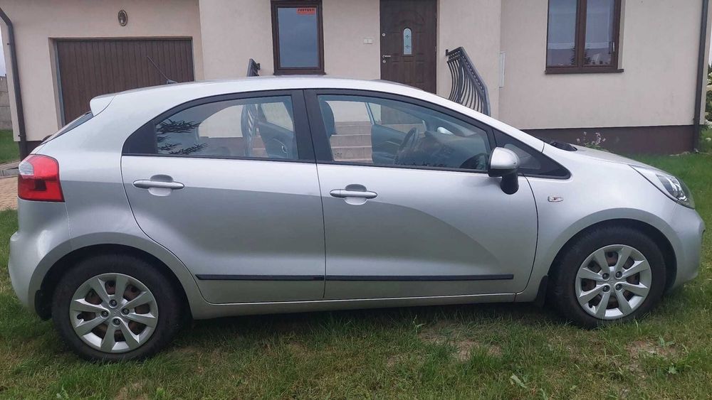 Kia Rio 1.2 benzyna 2014 rok salon polska