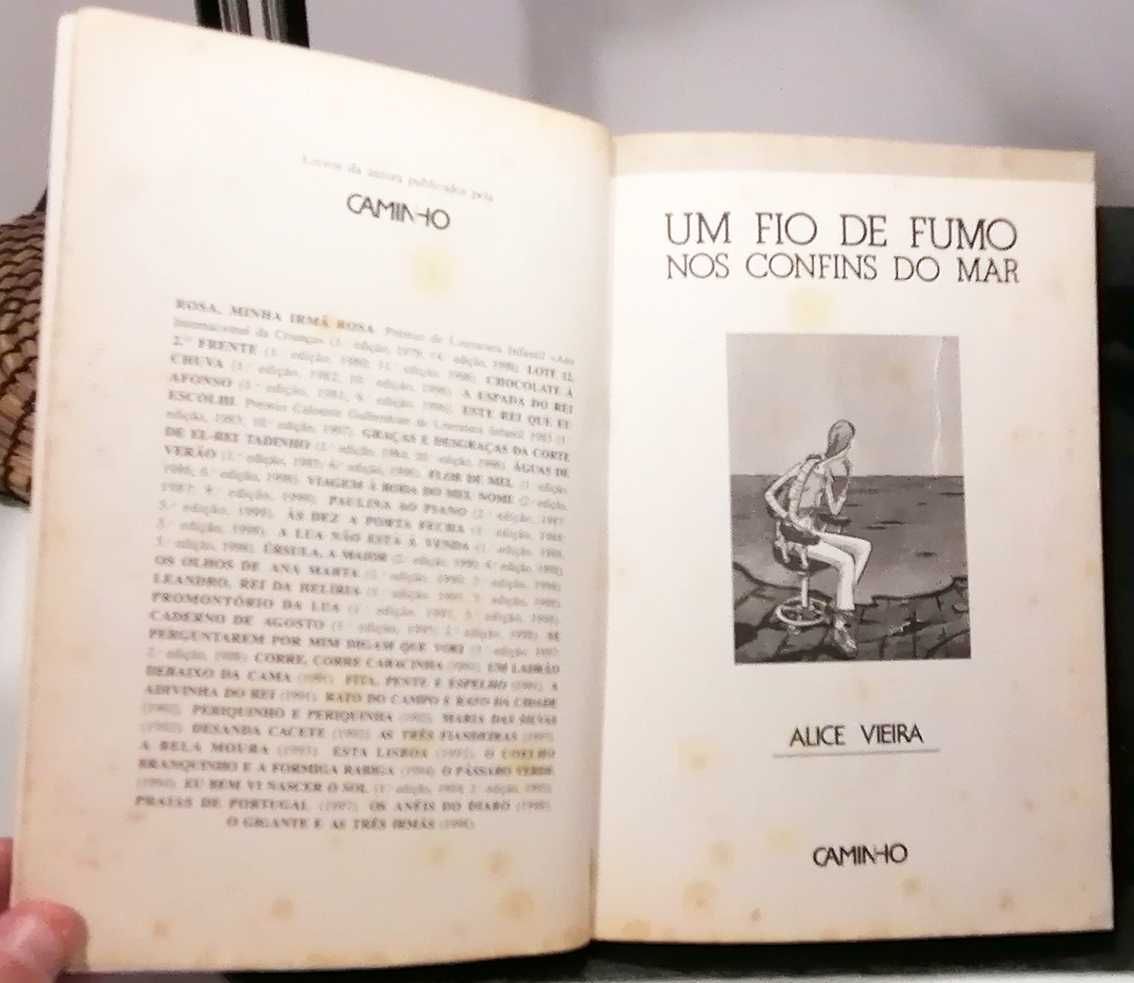 Um Fio de Fumo nos Confins do Mar, de Alice Vieira