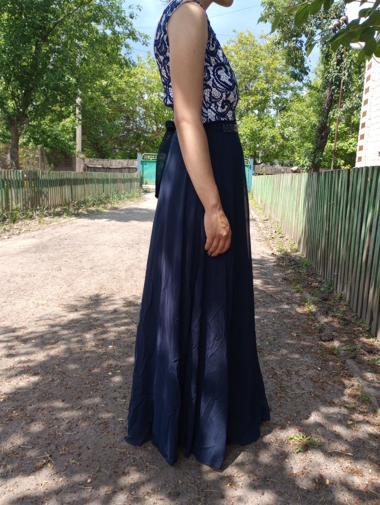 Плаття випускне темно синє, сукня