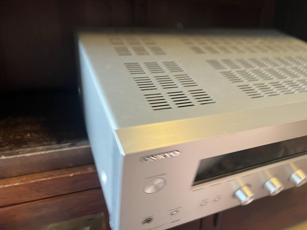 Amplituner Onkyo TX 8050