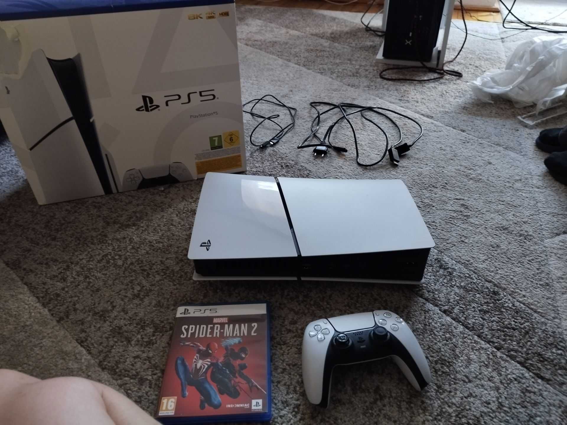 Play Station 5 + spider Man 2 + pad