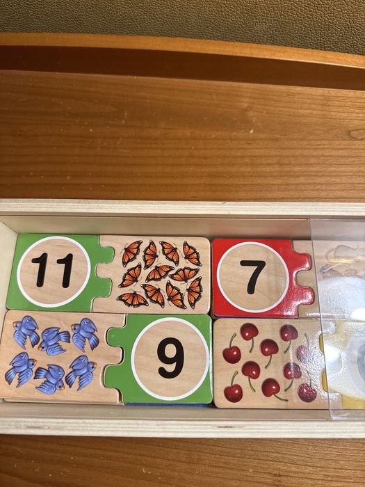 Деревяний набір-пазл «Вивчаємо цифри» від Meliss&Doug