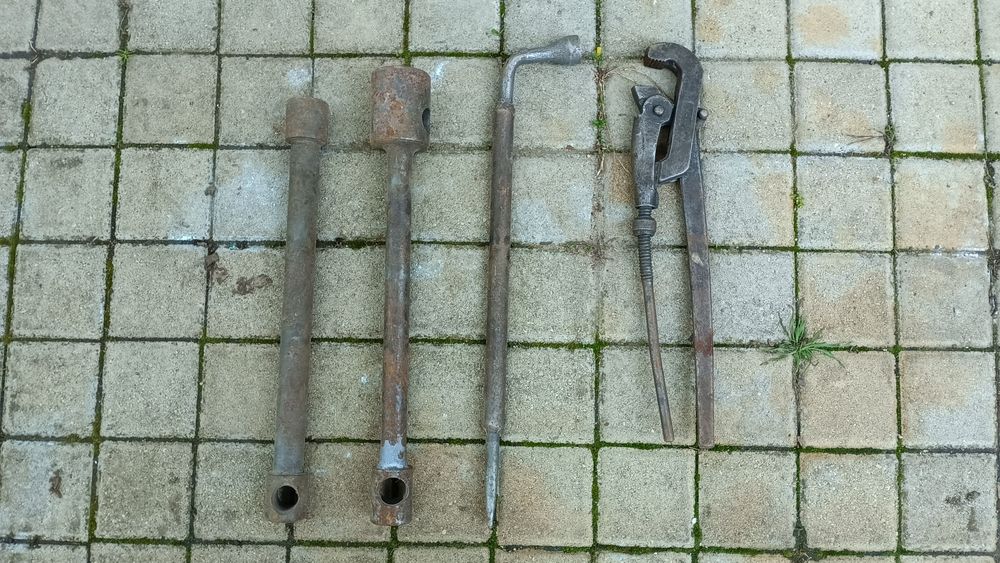 Ключи на выбор разводной ключ