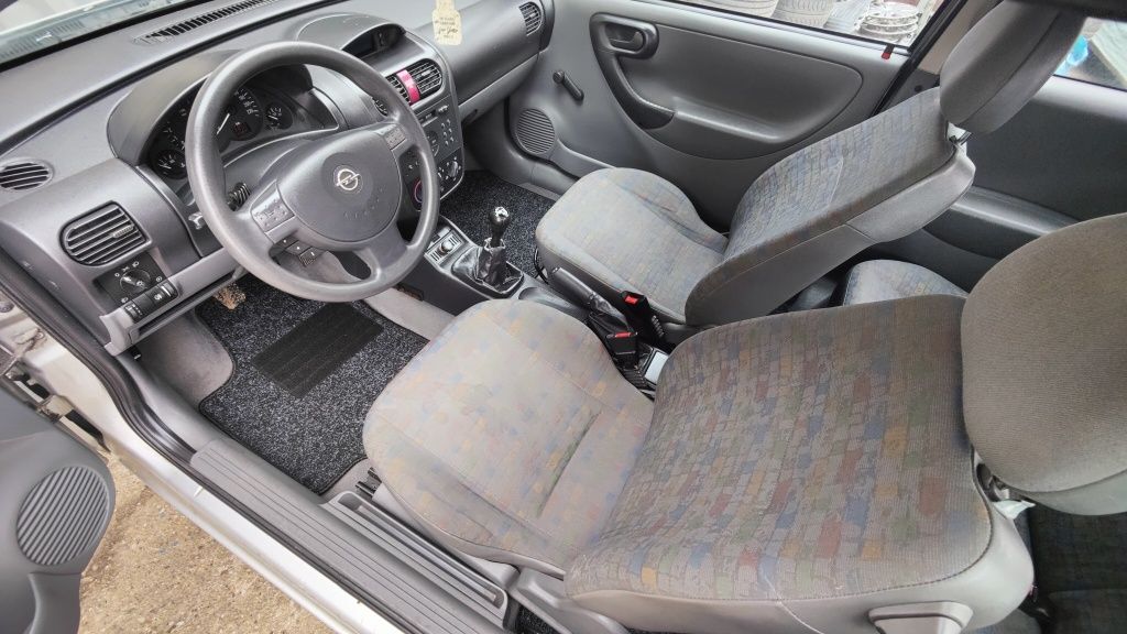 Opel Corsa 1.2 2001r OC i przegląd na rok!