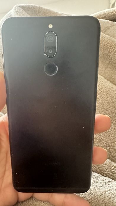 Celular huawei  64 gbb 4 ram