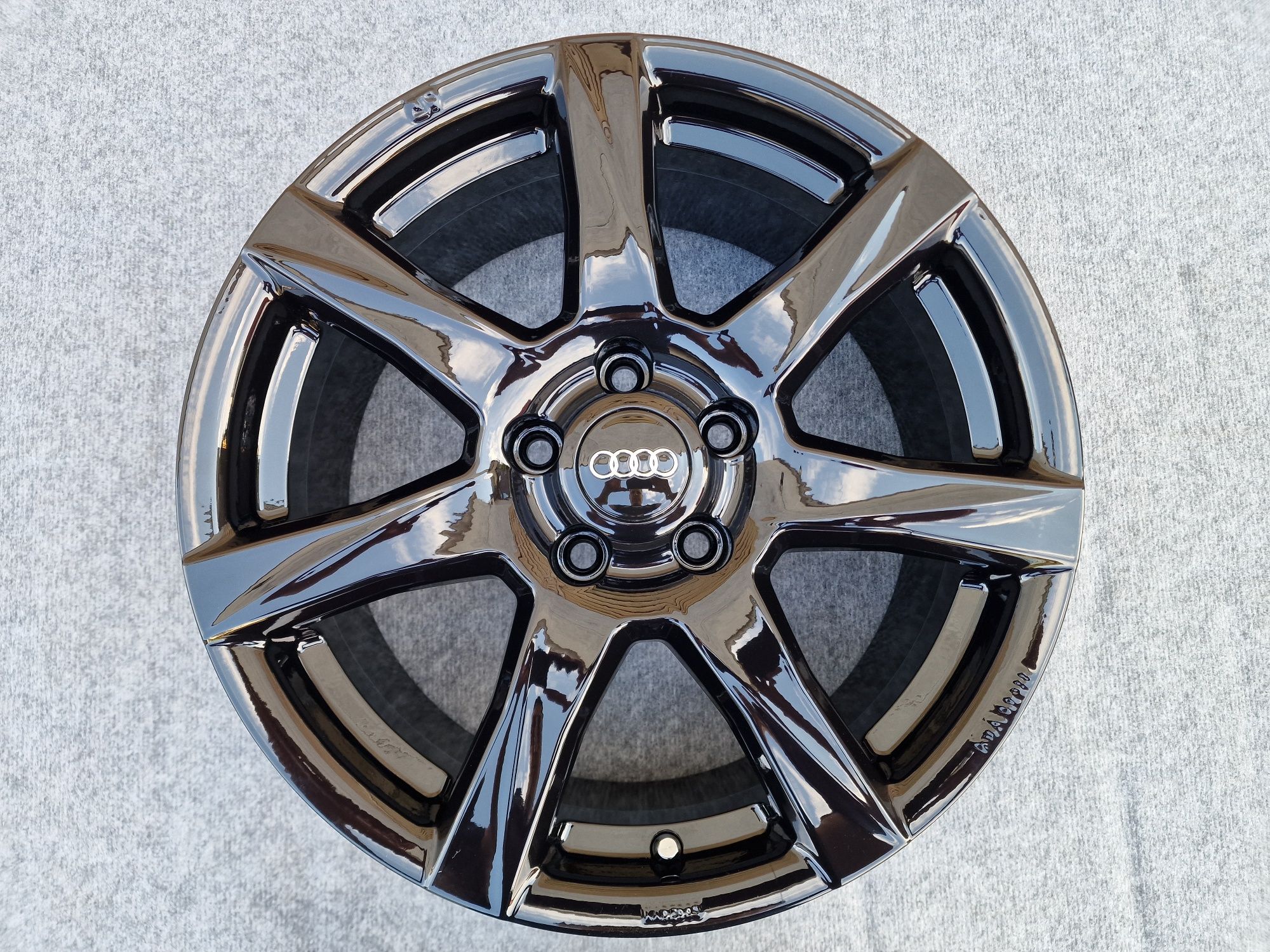 Felgi Aluminiowe 17' 5x112 AUDI A3 A4 A6 TT S3
