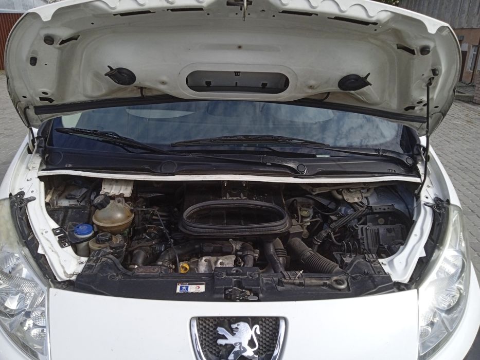 Peugeot Expert 2008р.9 місць