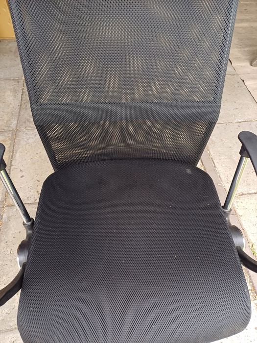 Fotel biurowy do komputera krzesło obrotowe do biurka JYSK