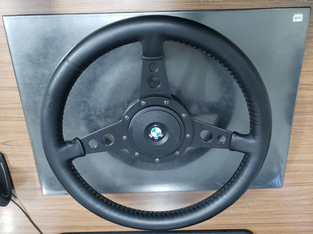 Volante BMW 2002 IRESA