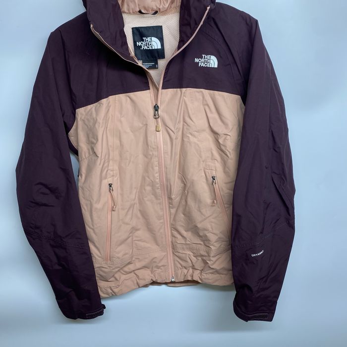 Оригинальная женская куртка The North Face Stratos DryVent