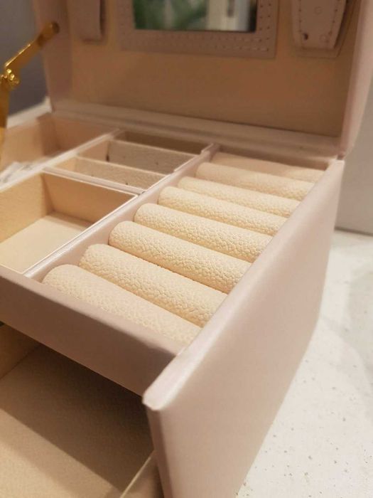 Elegancki Kuferek Na Biżuterię Organizer Szkatułka Pudełko Etui