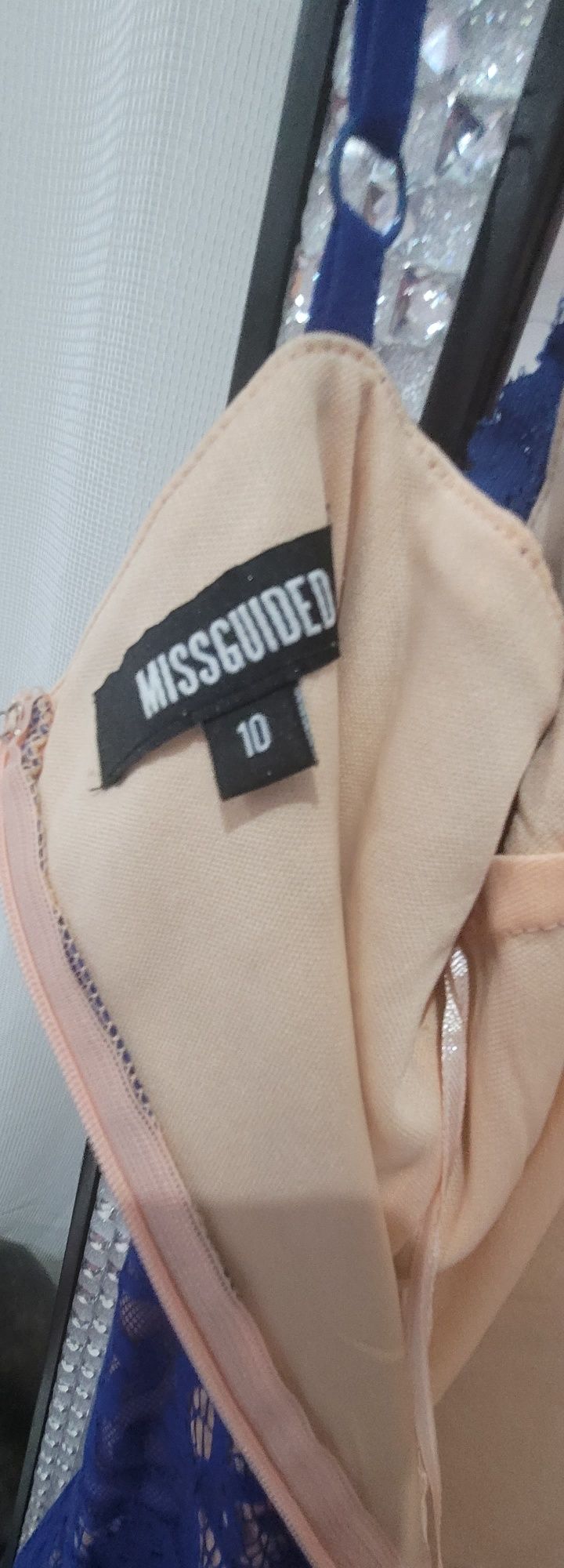 Sukienka koktailowa  Missguided  S/M