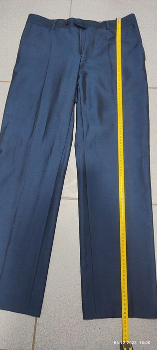 Чоловічий костюм 48 р