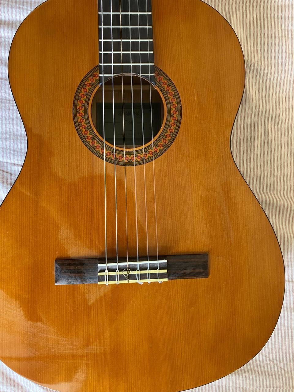 Класична гітара YAMAHA C40