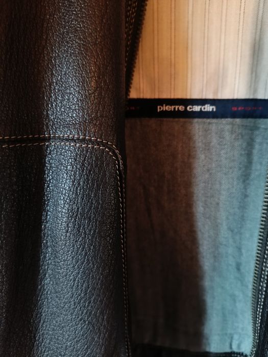 Casaco em pele Pierre Cardin - estado Impecável