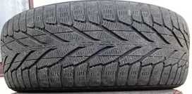 Резина Nokian 215 60 R17  1 шт.