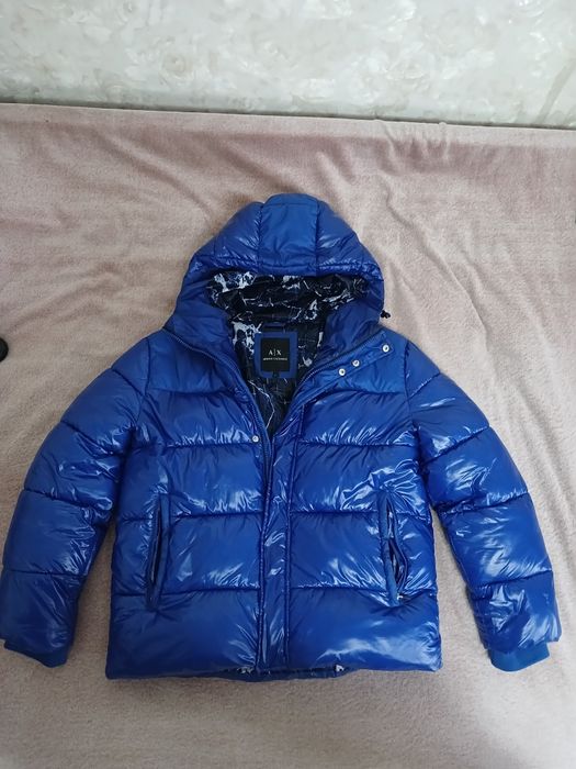 Armani Exchange пуховик