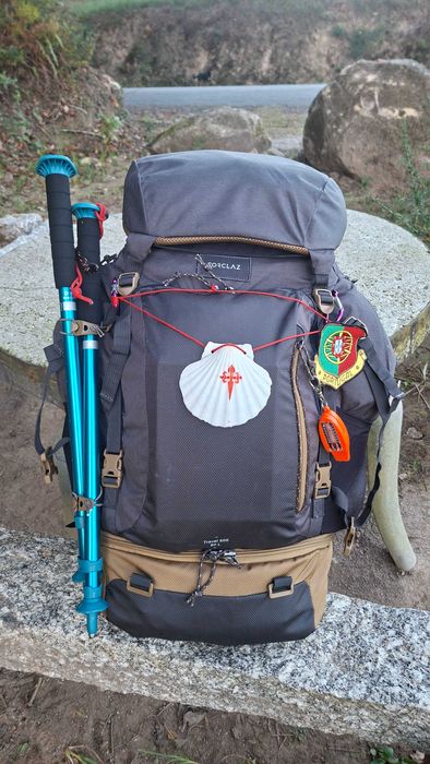 Mochila para campismo e trekking de 50L + 10L