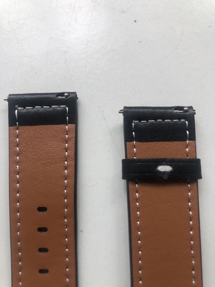 Bracelete em couro