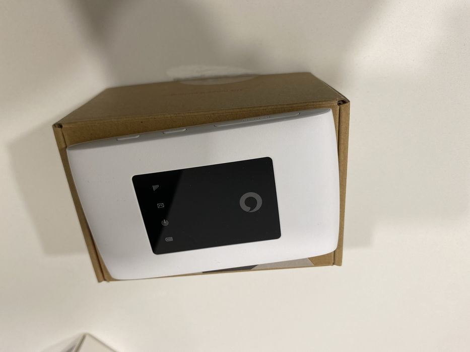 Net movel como nova , com carregador